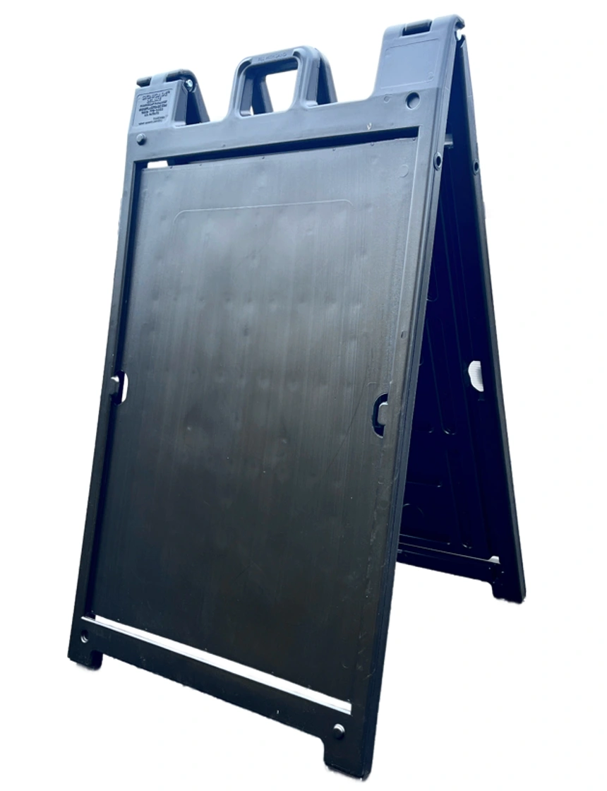 Black Plasticade Signicade Deluxe \u0027Sandwich Style\u0027 Sign Holder with No Coroplast Inserts (Frame Only)