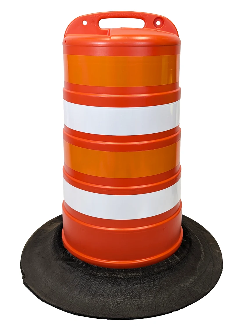 Traffic drum with 4 inch EG reflective stripes and rubber base