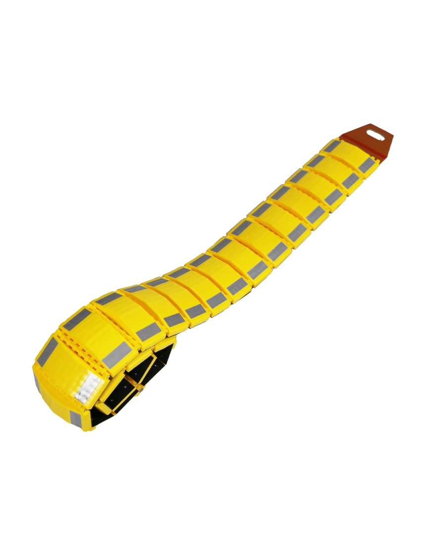 Global Industrial™ Portable Rubber Speed Bump, 48L, Black W/ Yellow Stripes