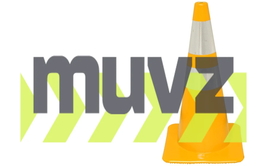 Yellow 28\" Flow Molded Cone with 6\" \u0026 4\" Reflective Collars