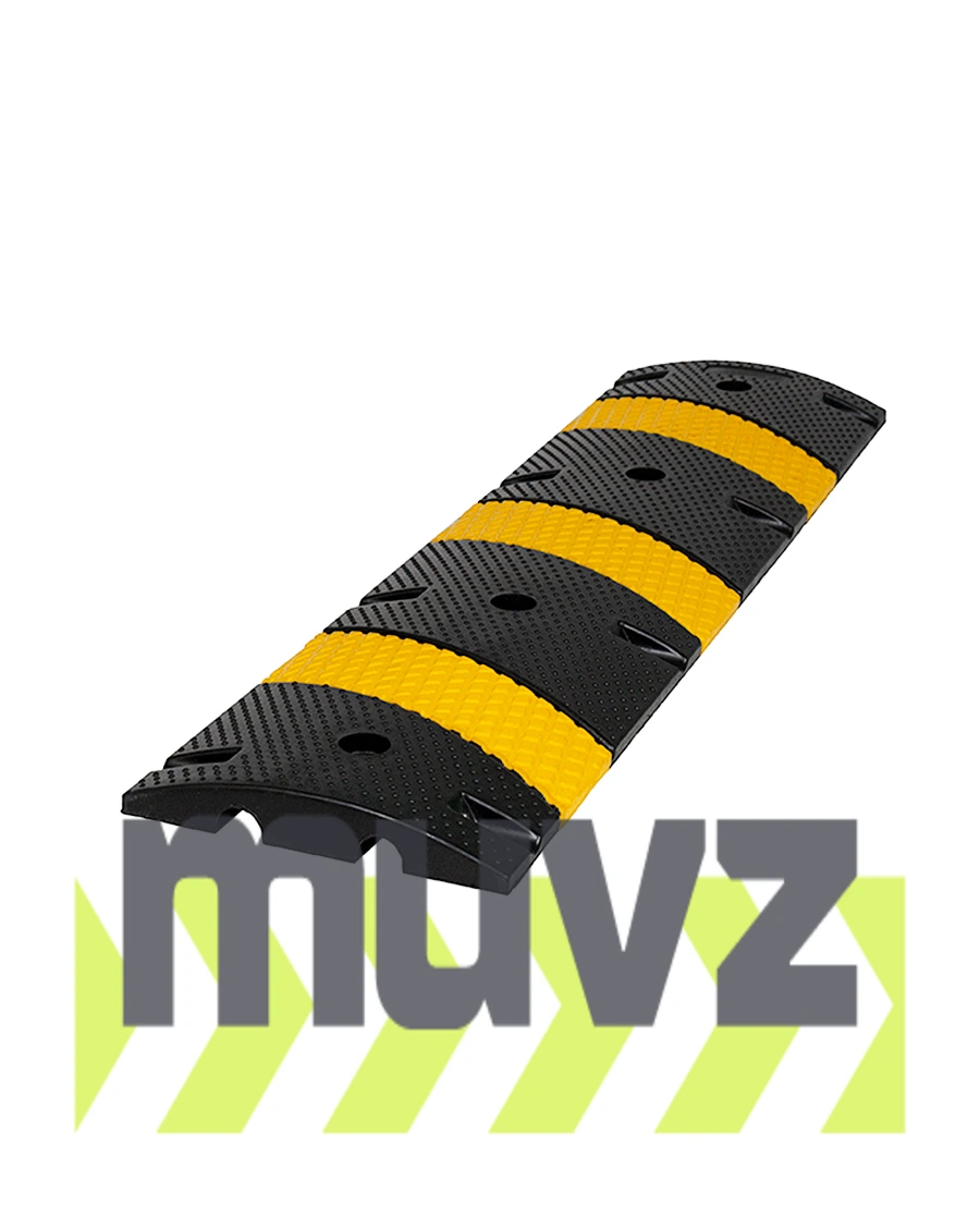4\u0027 Economy Rubber Speed Bump with Four (4) Spikes