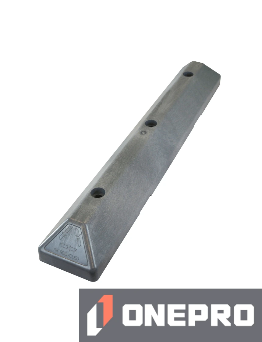 3\u0027 Gray Recycled Plastic \u0027Commercial\u0027 Parking Block w/three 18\" Galvanized Steel Spikes