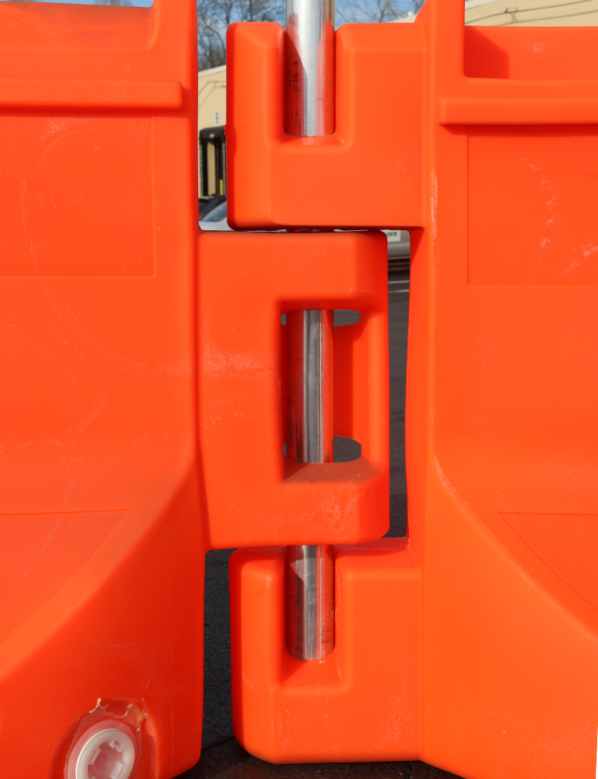 close up on interlocking barrier mechanism